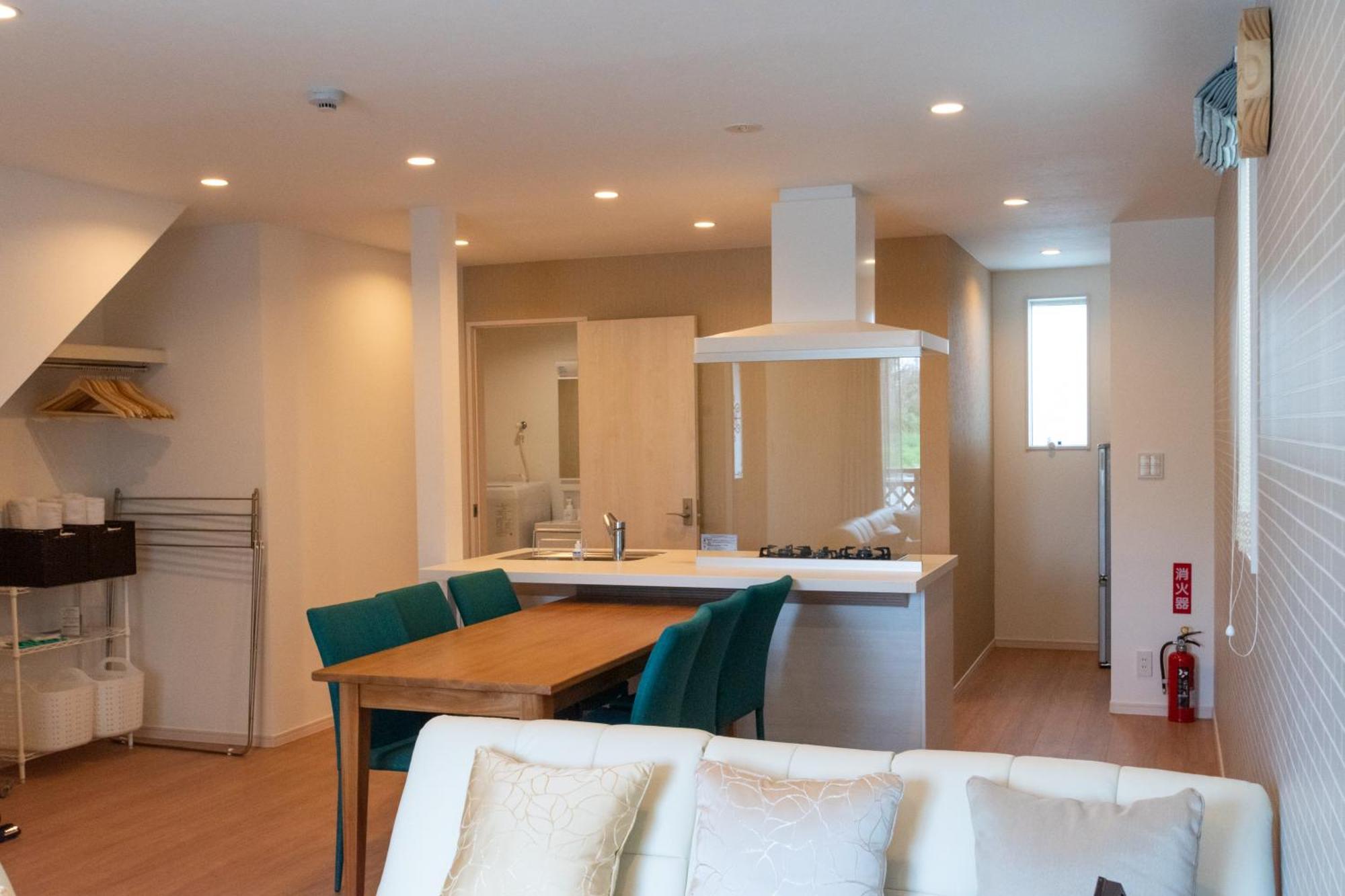 Ecot Irabu Bridge Premier Aparthotel Miyakojima  Phòng bức ảnh